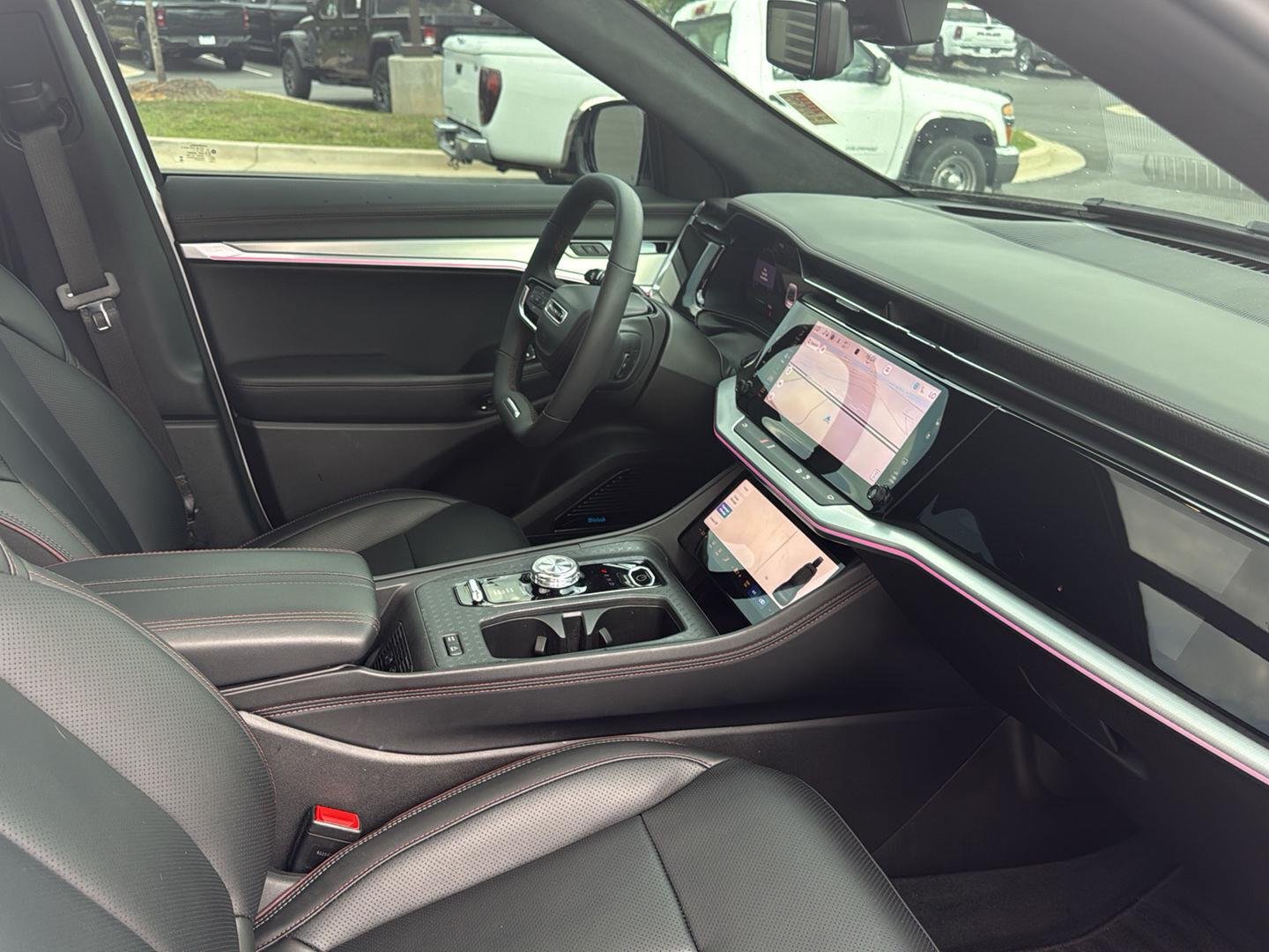 Used 2024 Bright White Clearcoat Jeep Launch Edition image 25