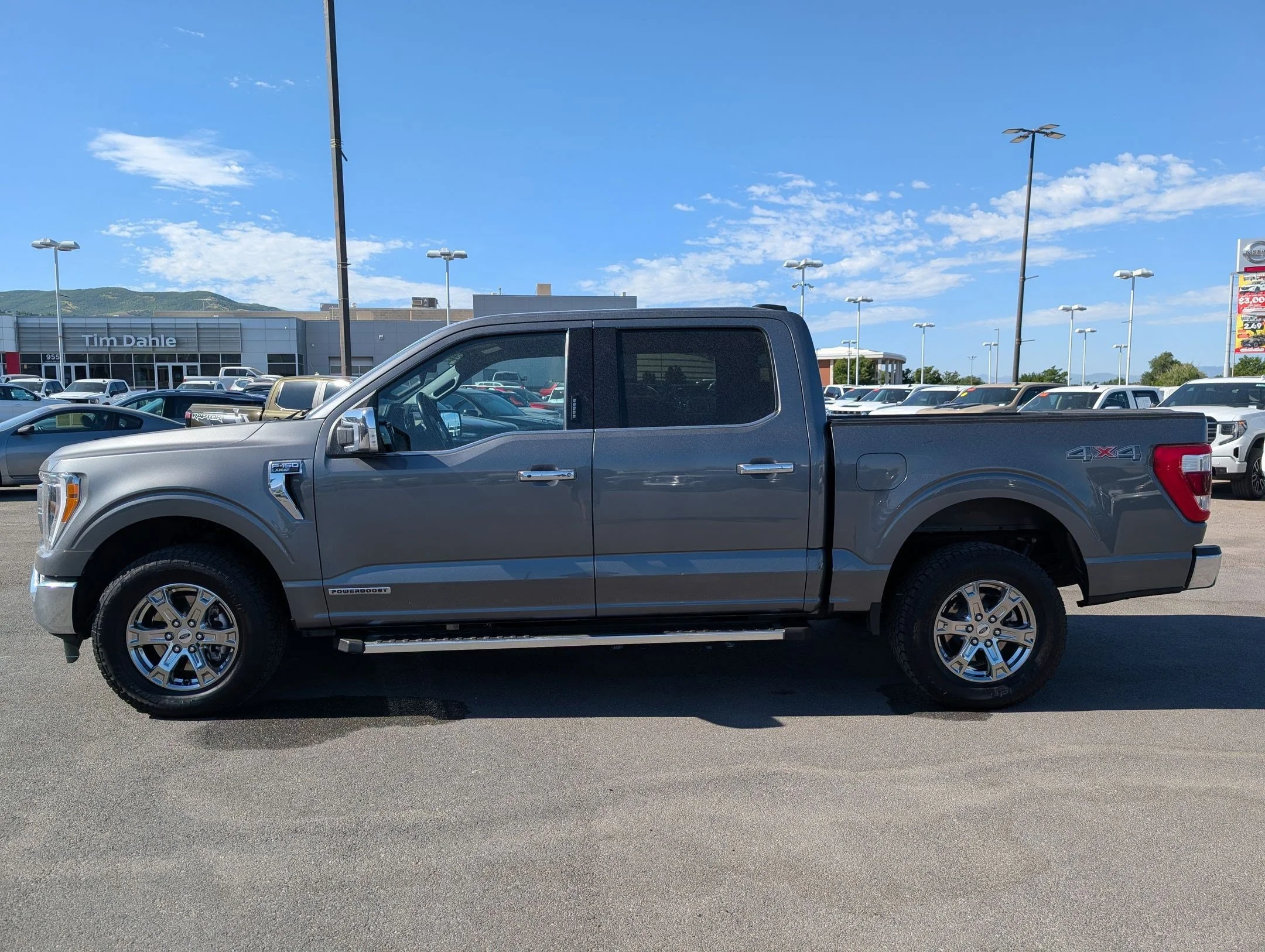 Used 2023 Gray Metallic Ford LARIAT image 3