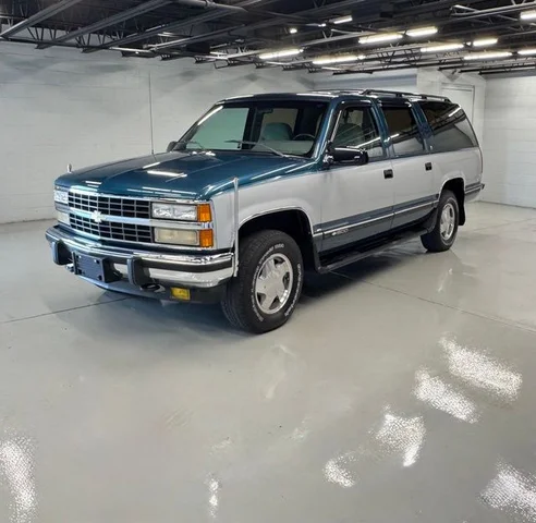 1993 Chevrolet Suburban 1500 Cheyenne