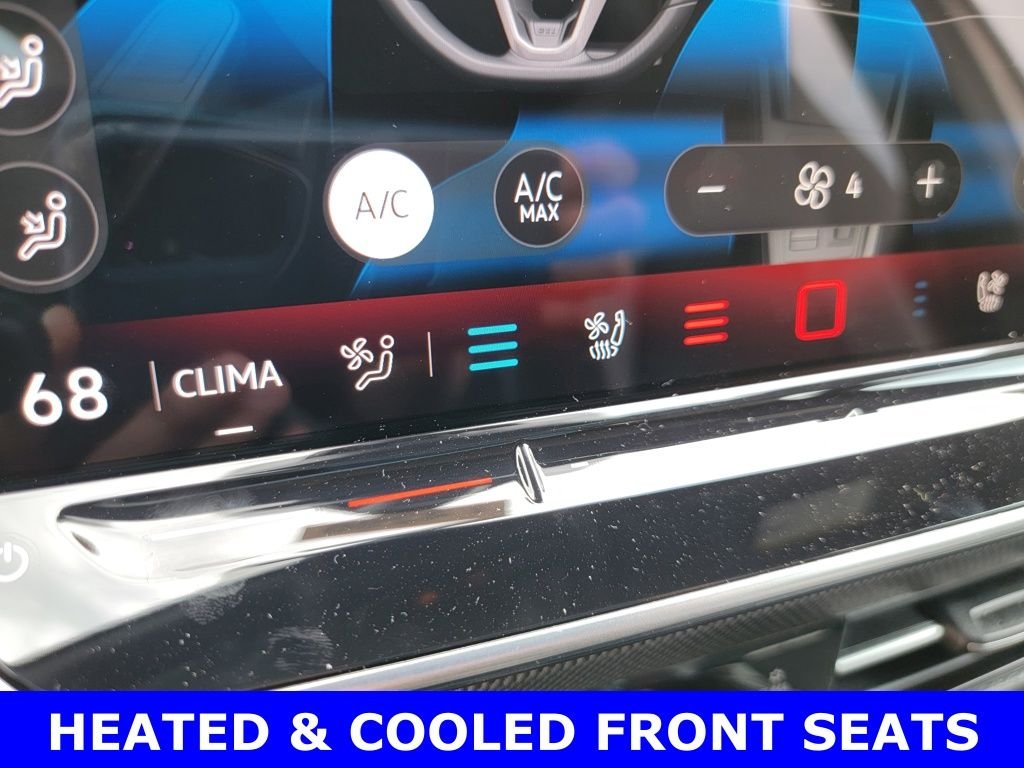 2025 Volkswagen Golf GTI SE - Photo 37