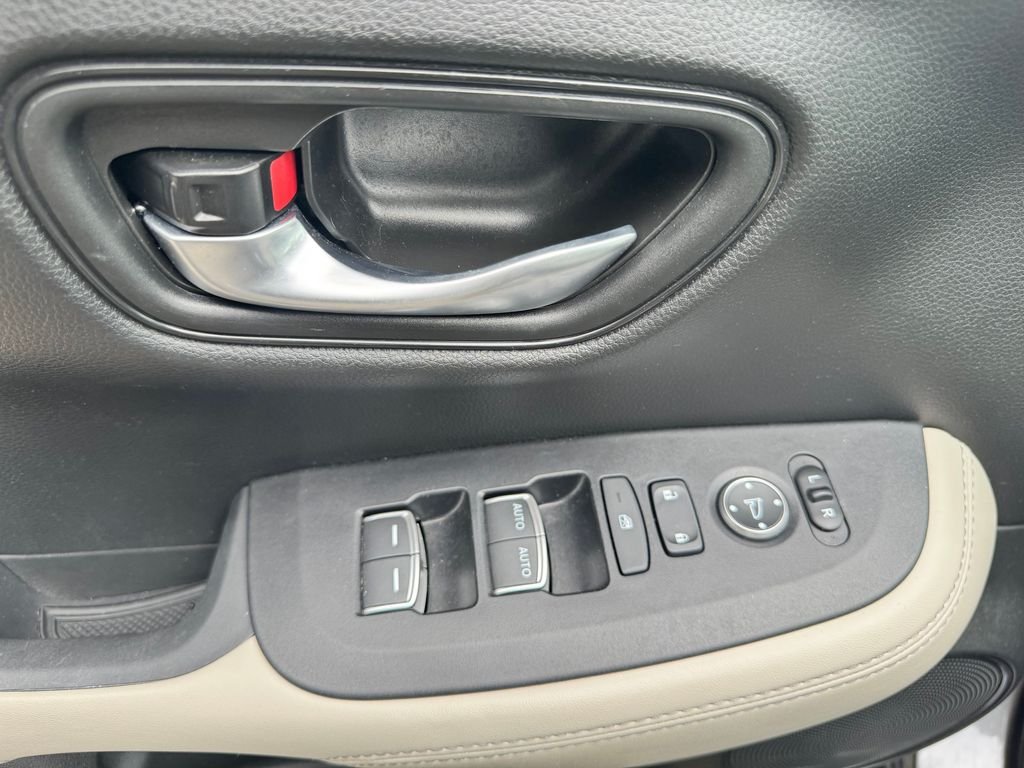 Used 2026 Gray Honda EX-L image 22