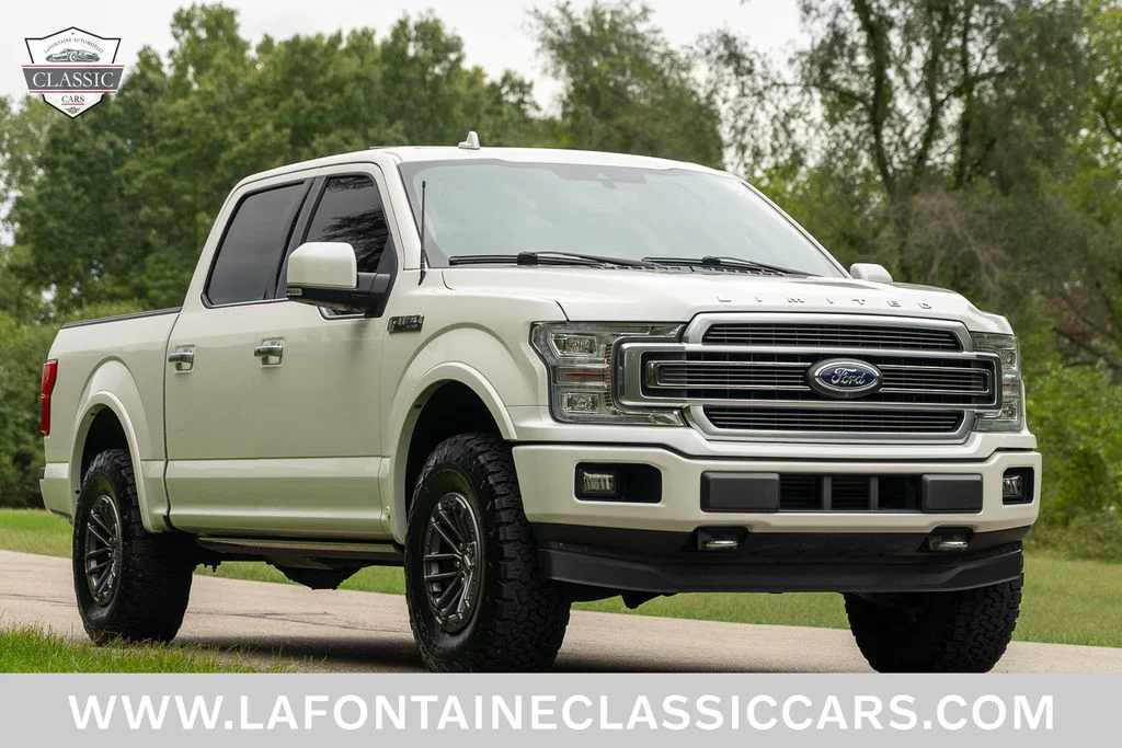 Used 2019 White Ford Limited image 1