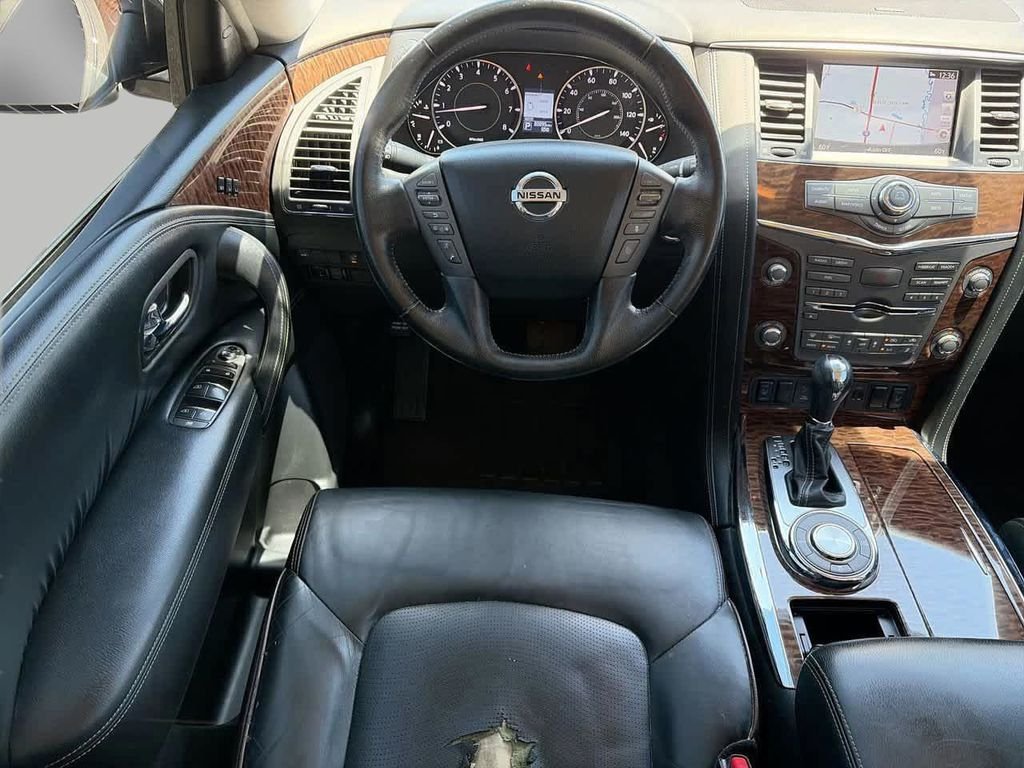 Used 2018 Silver Nissan SL image 11