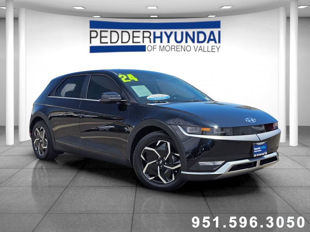 Certified Used 2024 Black Hyundai SEL image 1