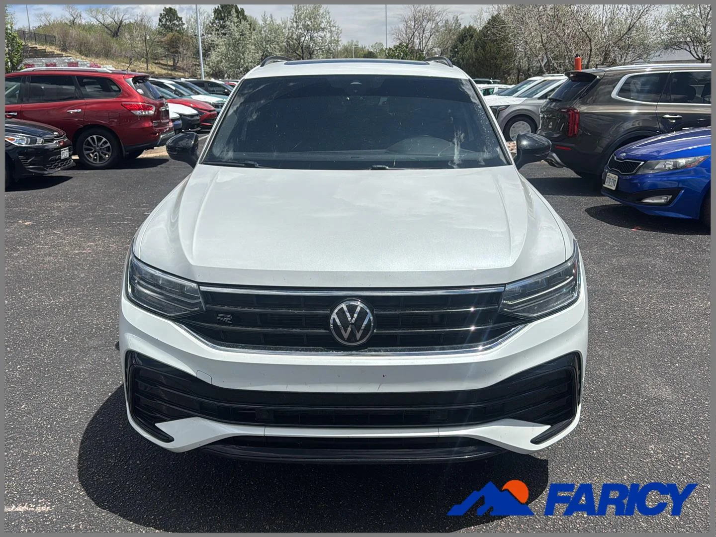 2022 Volkswagen Tiguan 2.0T SE R-Line Black 4Motion's photo