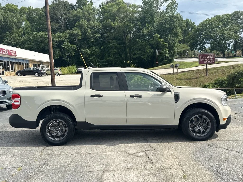 Used 2024  Ford XLT image 8