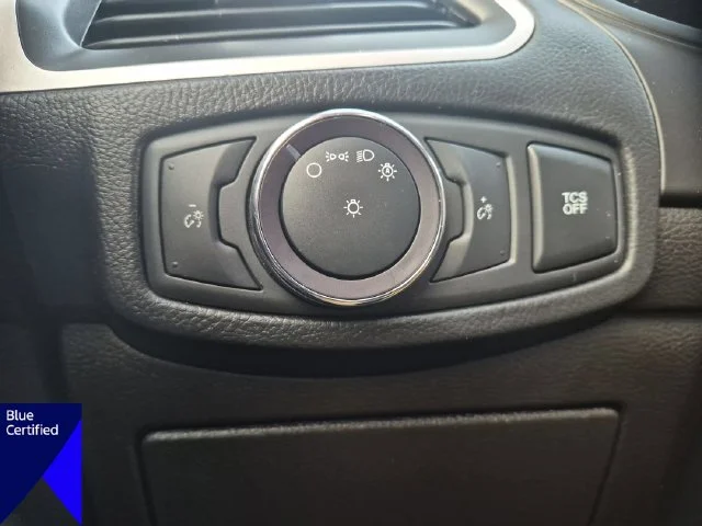Used 2022 Gray Ford SE image 17