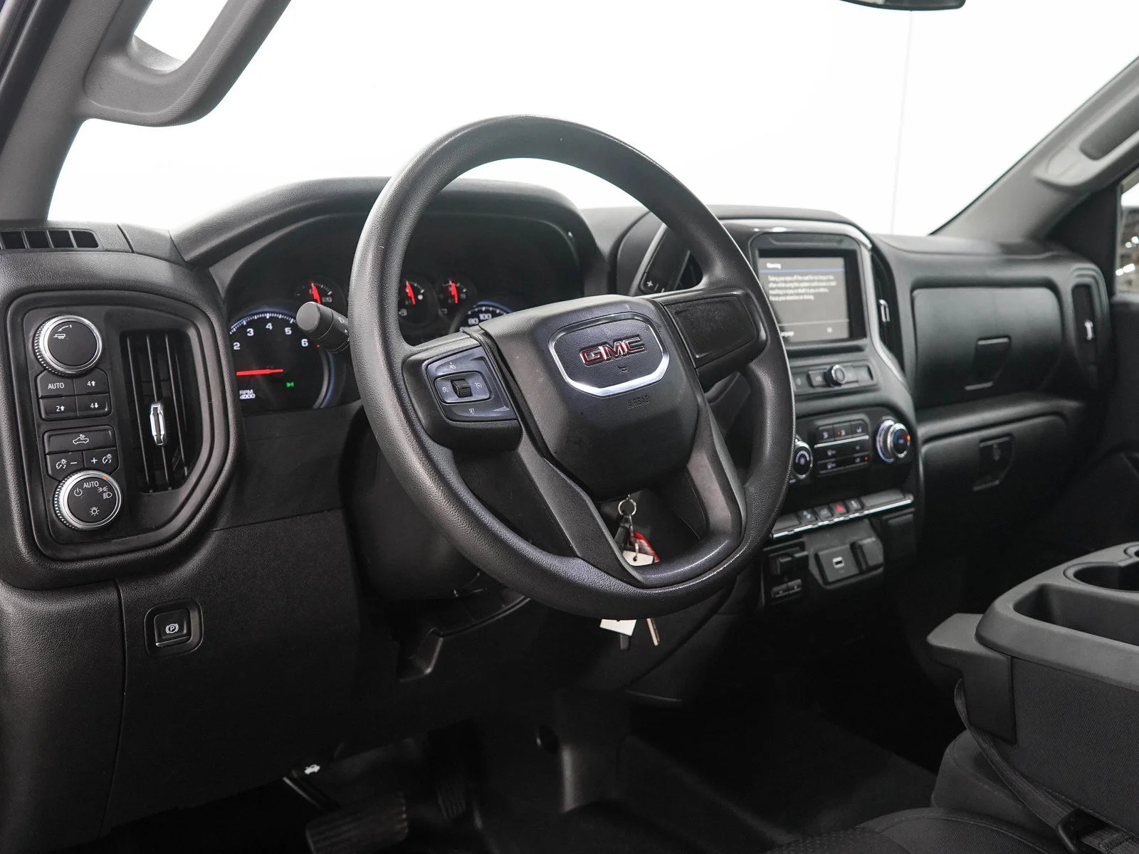 Used 2019  GMC  image 23