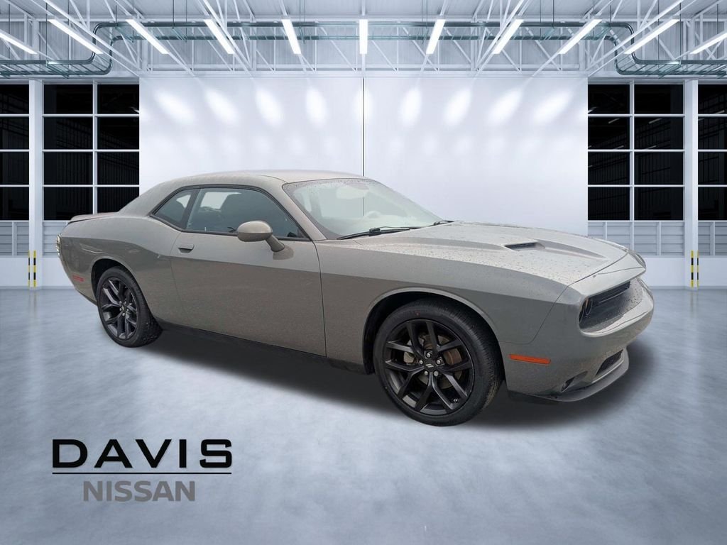 2023 Dodge Challenger SXT Auto's photo