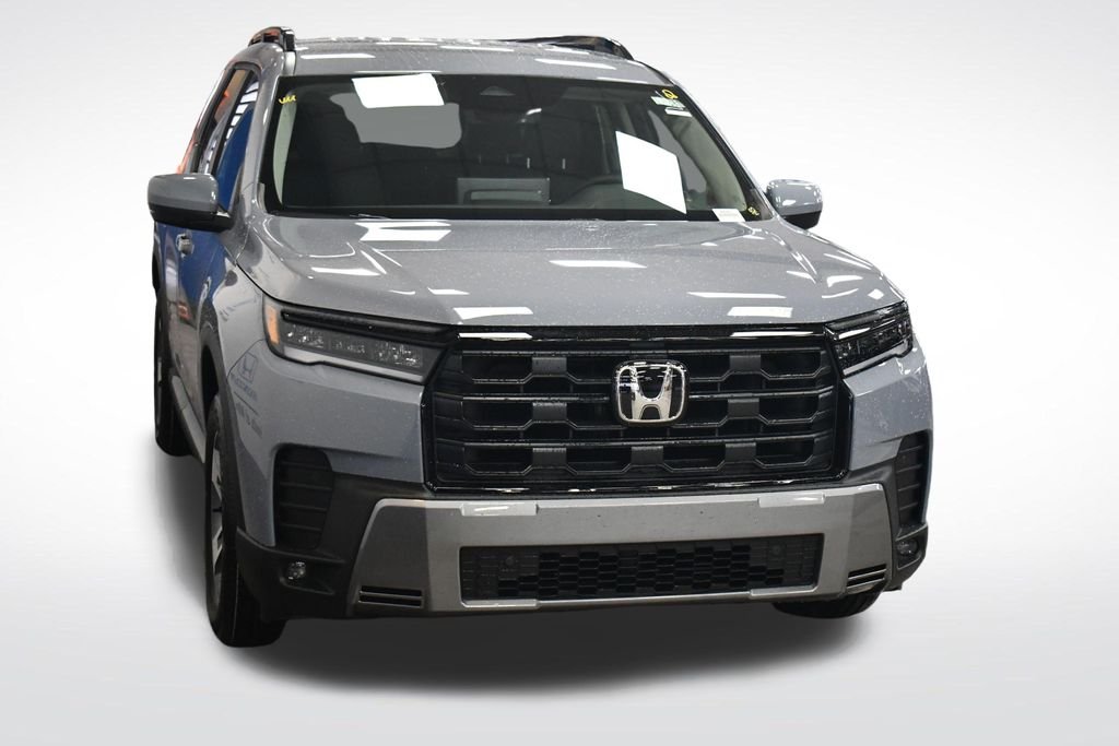 New 2026 Sonic Gray Pearl Honda EX-L image 3