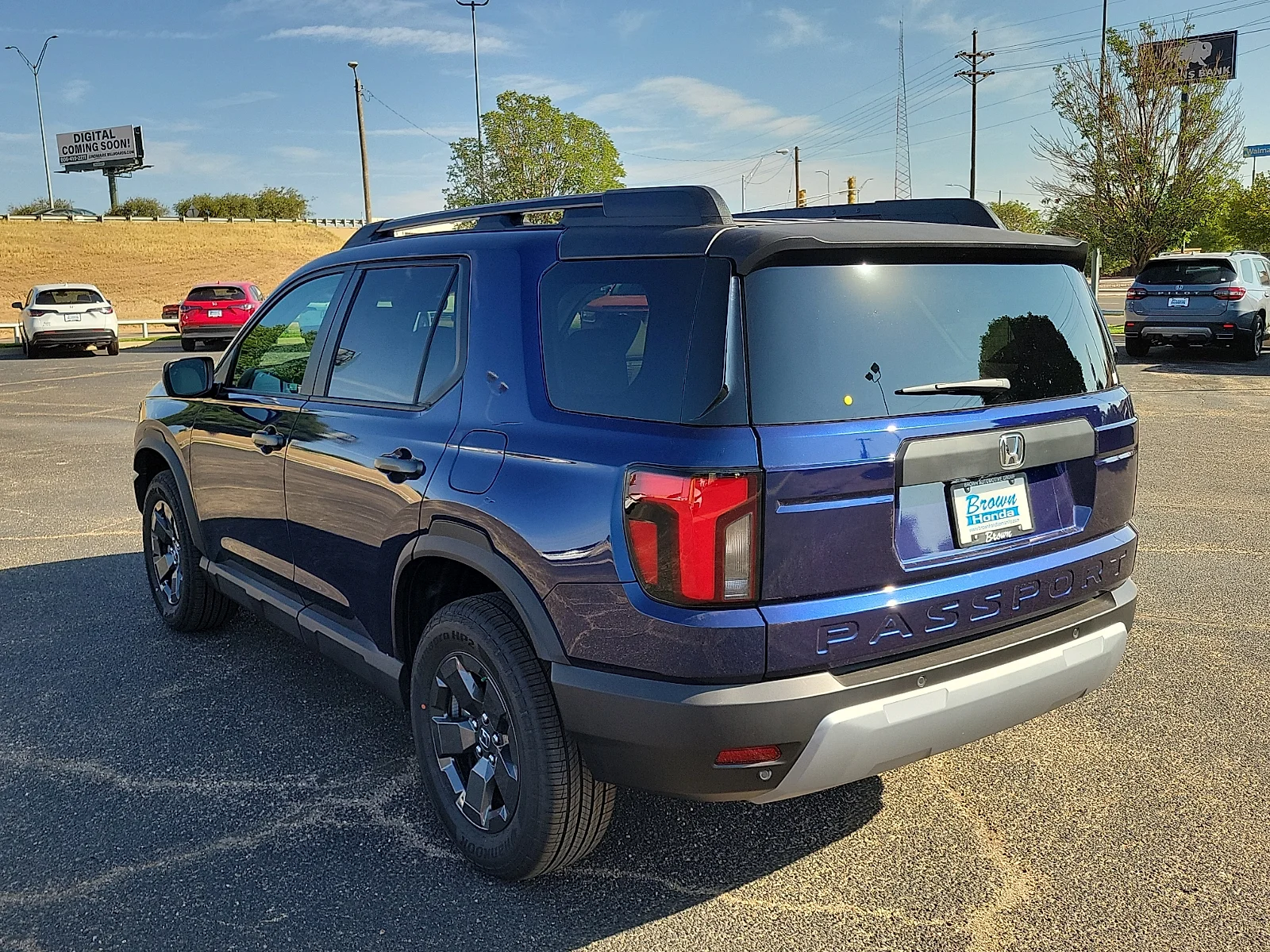 New 2026 Obsidian Blue Pearl Honda RTL image 7