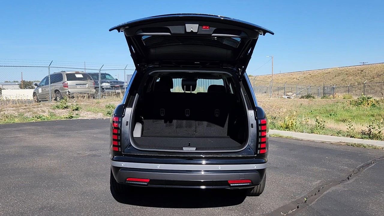 New 2027 Abyss Black Pearl Hyundai Limited 7P image 19