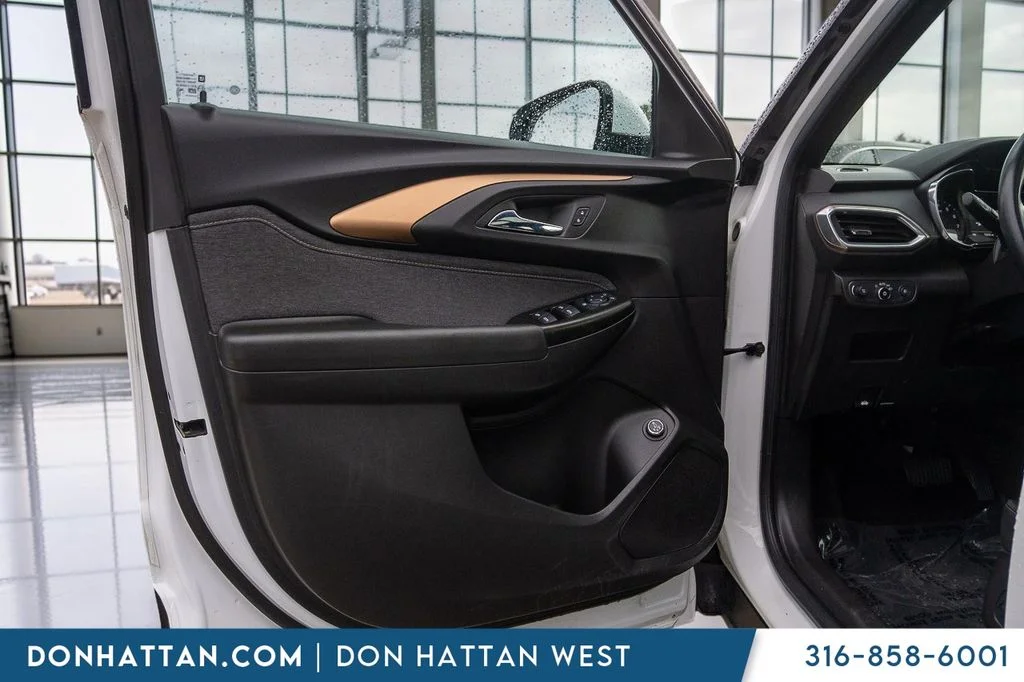 Used 2023 White Chevrolet ACTIV image 13