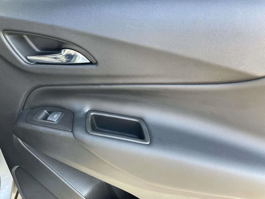 Used 2023 Sterling Gray Metallic Chevrolet LT image 9