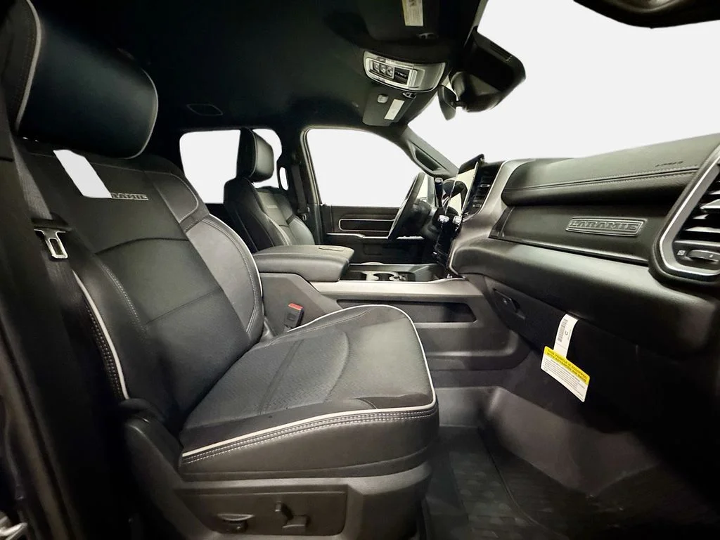 2026 RAM 2500 Laramie - Photo 9