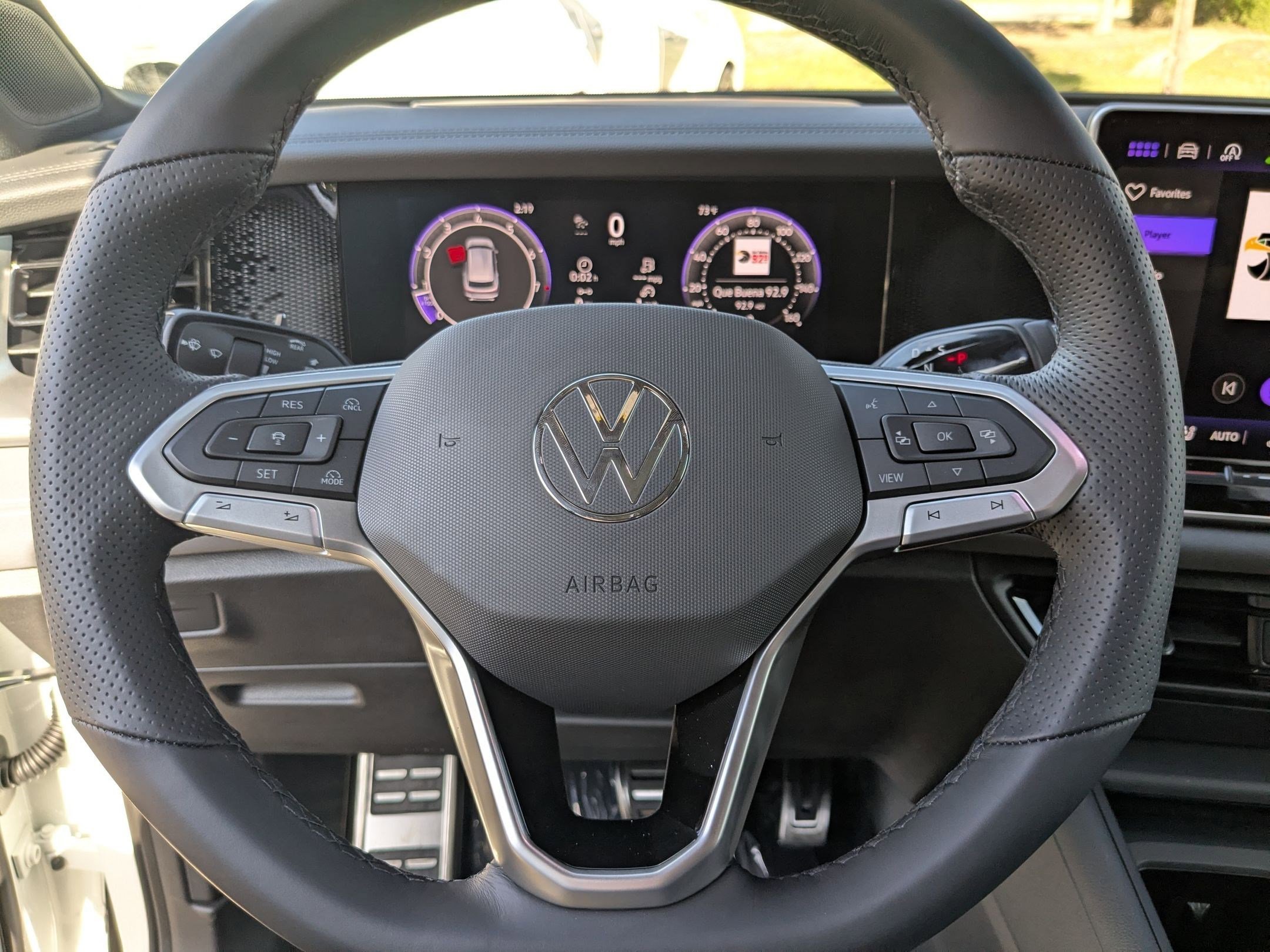 New 2026 Opal White Pearl Volkswagen SE R-Line Black image 9