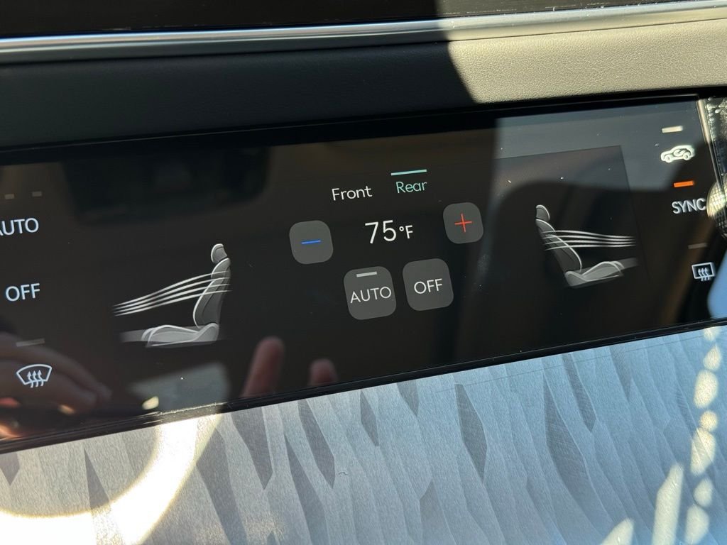 2026 GENESIS GV70 Base - Photo 38