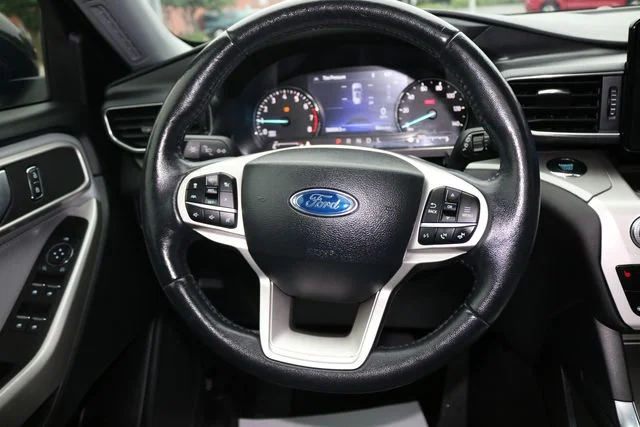Used 2022 Green Metallic Ford XLT image 13