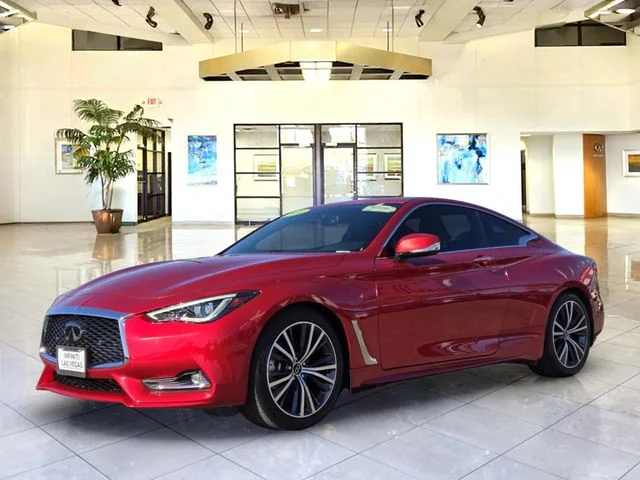 2022 INFINITI Q60 LUXE
