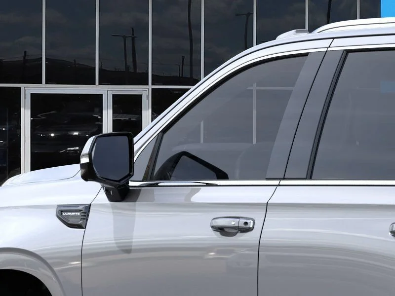 2026 GMC Yukon Denali Ultimate - Photo 12