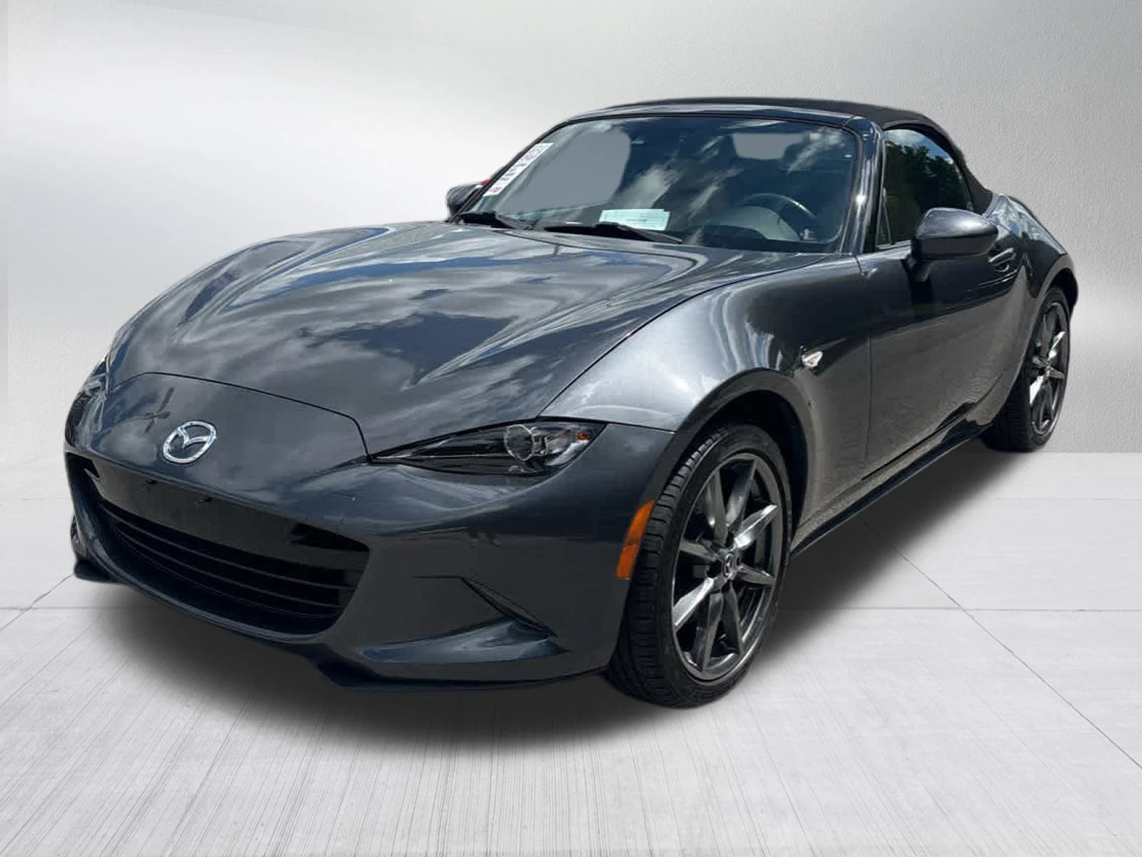 Used 2016 Mazda MX-5 Miata Grand Touring with VIN JM1NDAD75G0106526 for sale in Kansas City