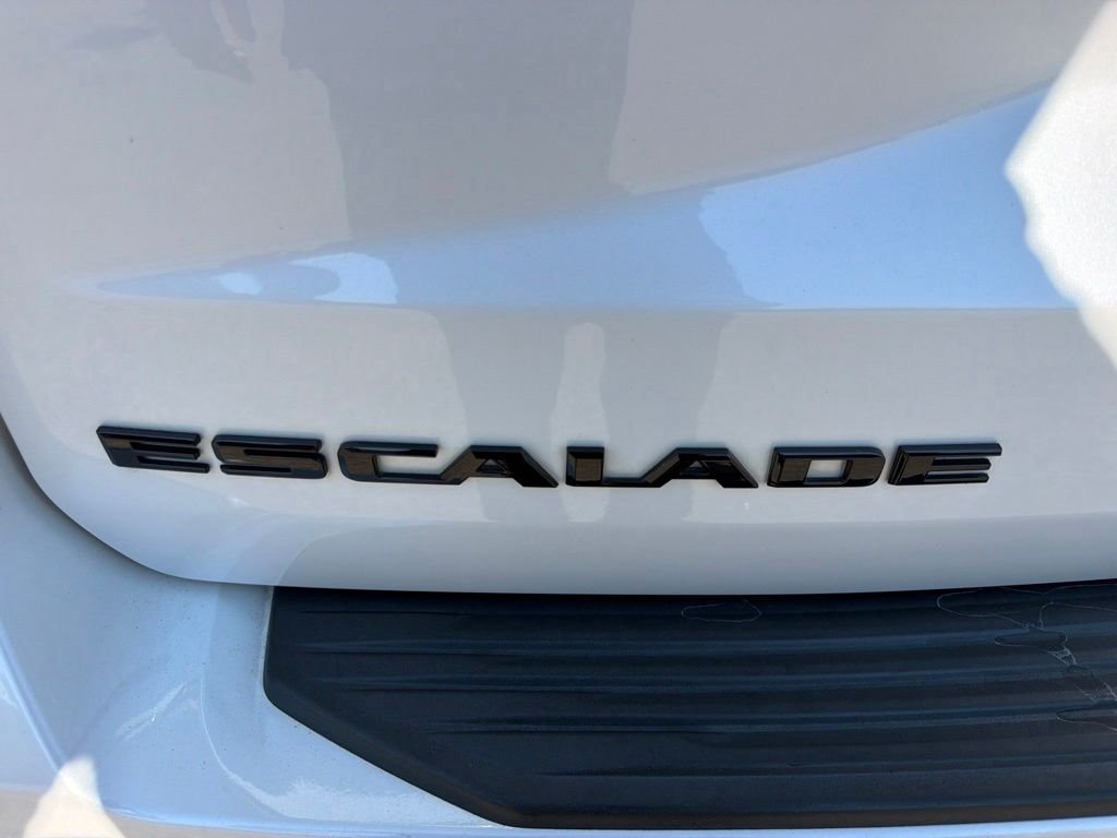 Used 2023 CRYSTAL WHITE TRICOAT Cadillac 4WD Sport Platinum image 9