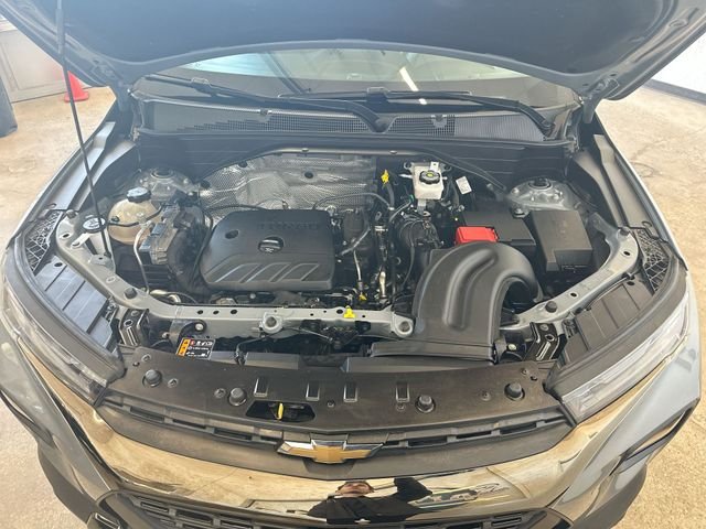 Used 2023 Gray Chevrolet ACTIV image 19