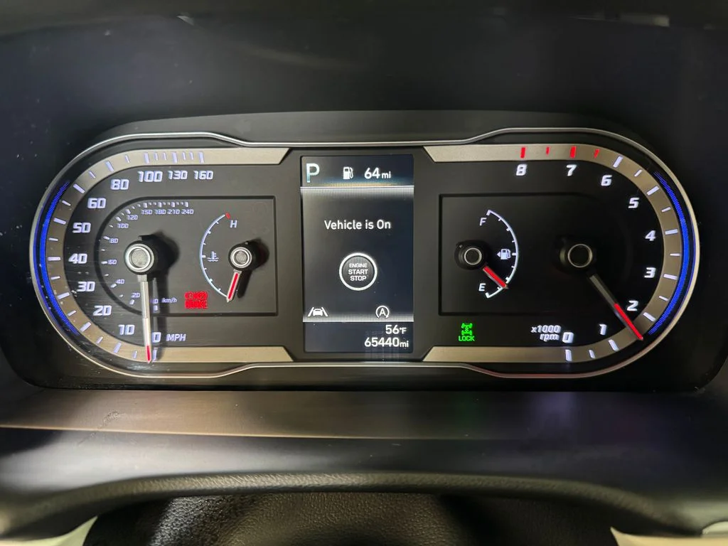 Used 2024 Gray Hyundai SEL image 21