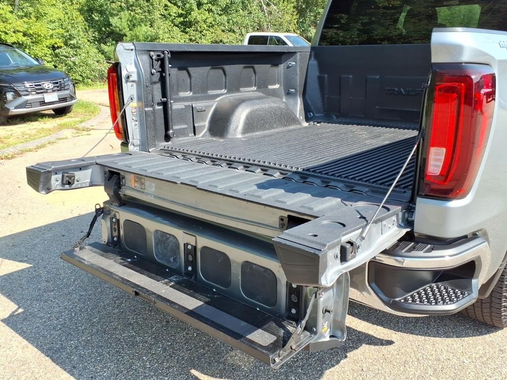 Certified Used 2025 Sterling GMC SLT image 14