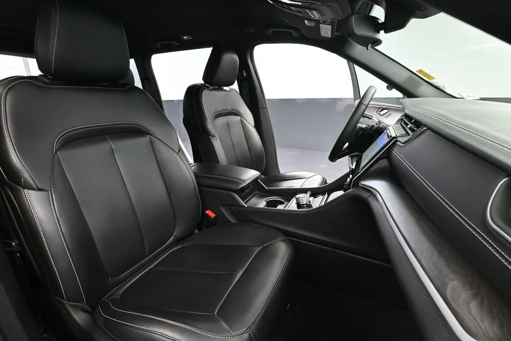 Certified Used 2024 White/off-white Jeep Limited image 46