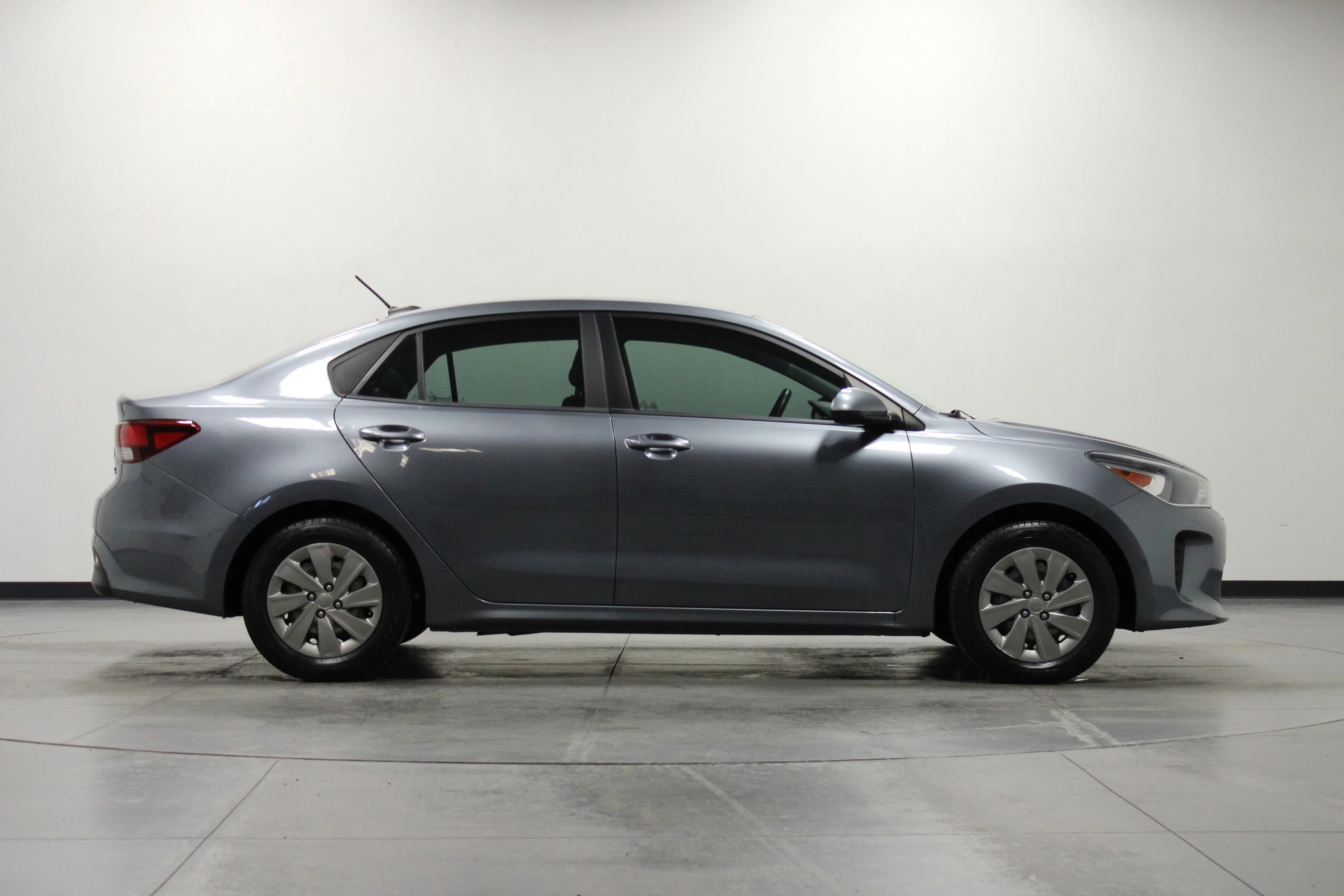 Used 2020 Phantom Gray Kia S image 3
