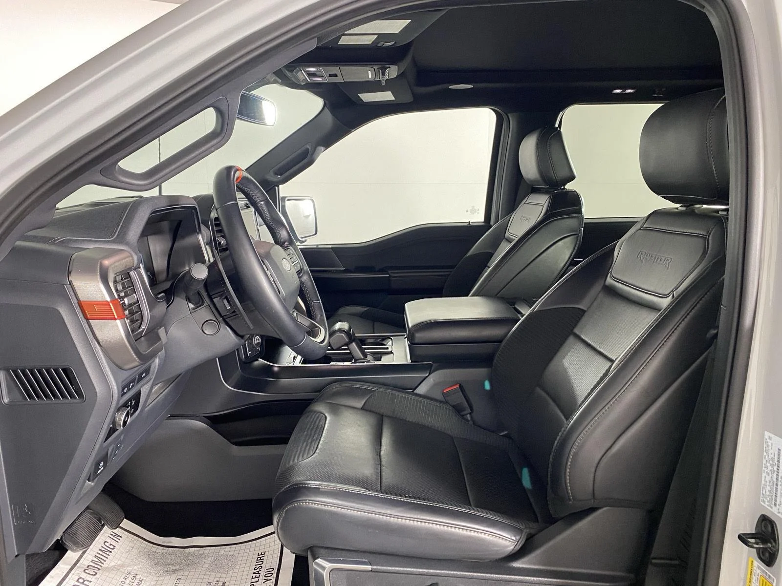 Used 2023 Avalanche Gray Ford Raptor image 21