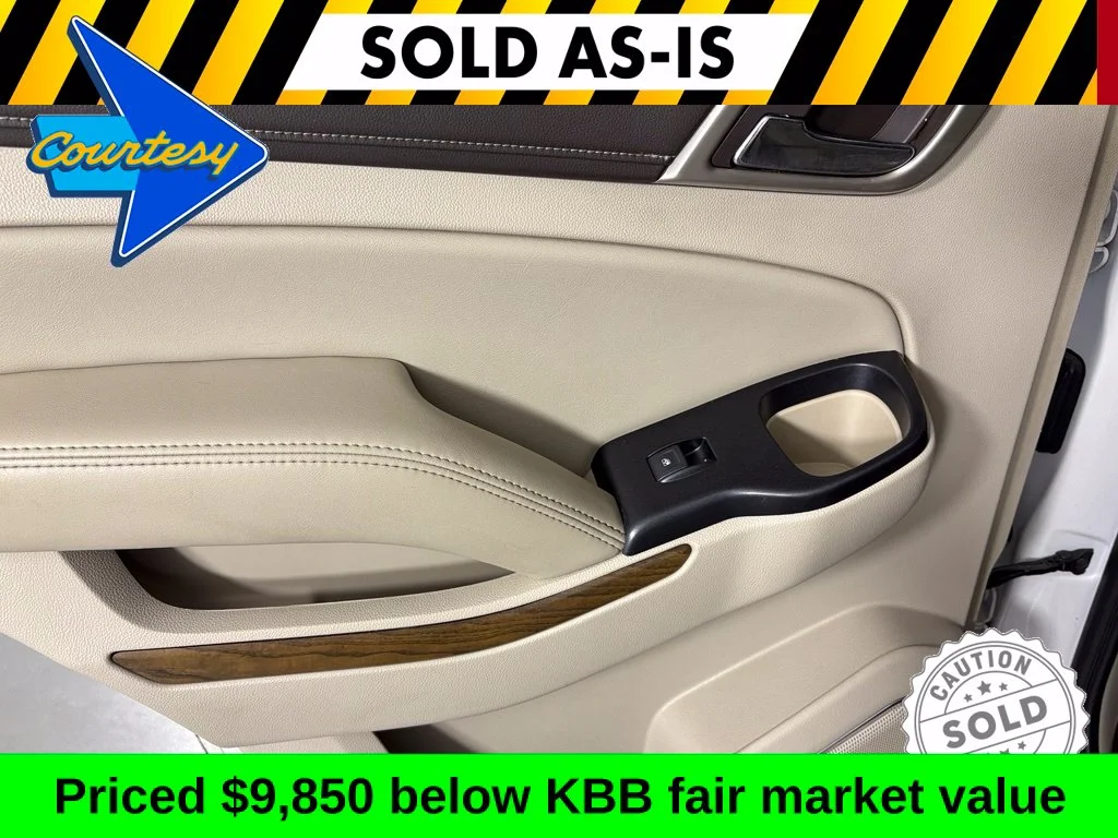 Used 2019 White GMC Denali image 36
