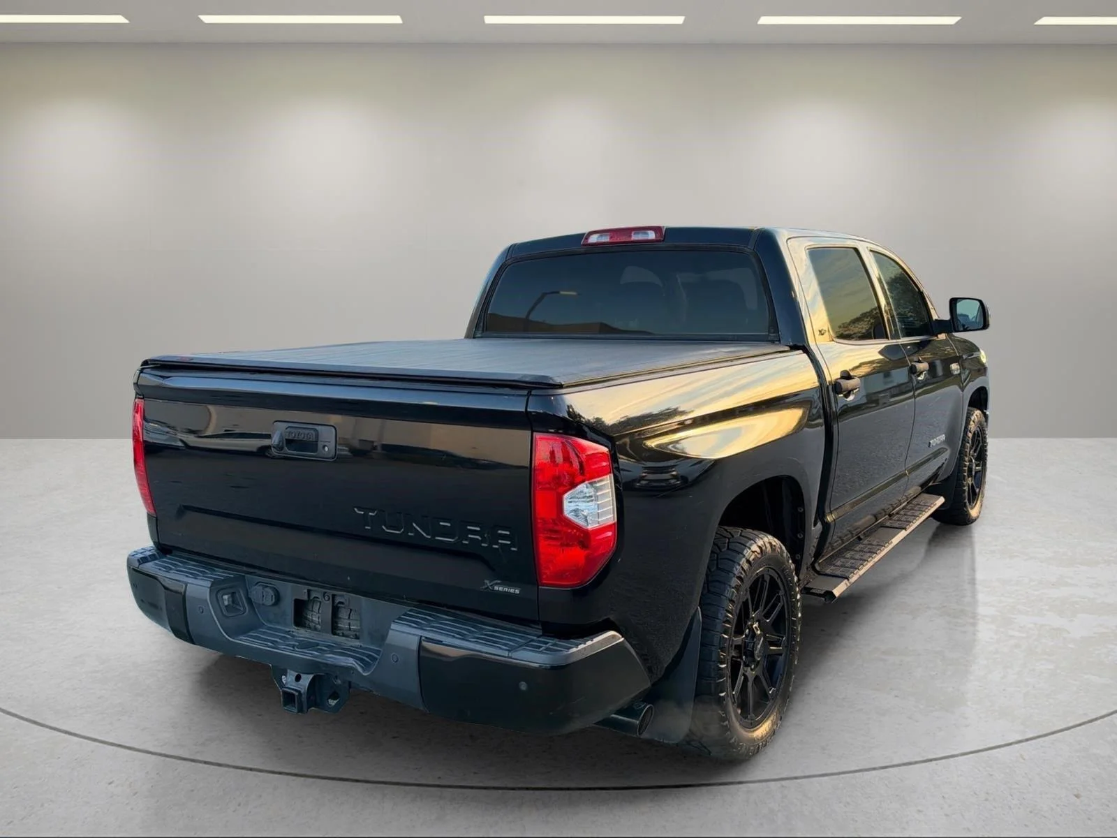 Used 2021 Midnight Black Metallic Toyota SR5 image 5