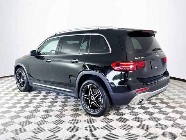 New 2026 Night Black Mercedes-Benz GLB 250 image 33