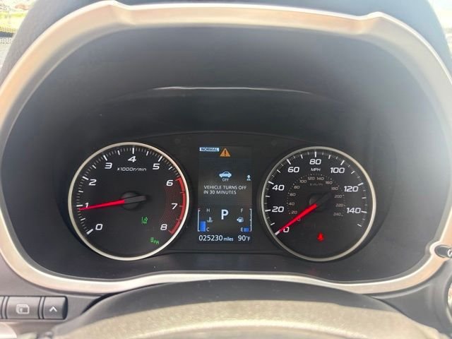 Used 2025  Mitsubishi SE image 19