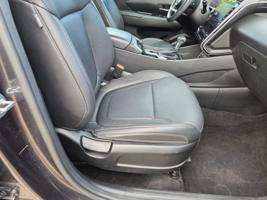 Used 2023 Gray Hyundai SEL image 29