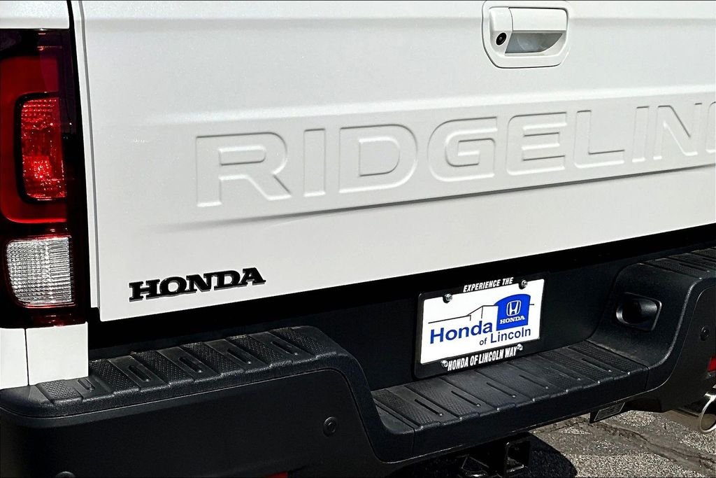2026 Honda Ridgeline Black Edition - Photo 8