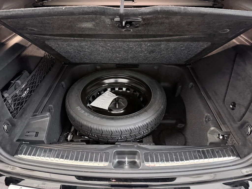 Used 2023 Black Mercedes-Benz GLE 450 image 41