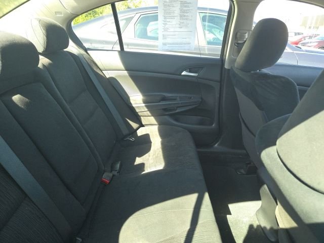 Used 2011 Gray Honda LX image 6