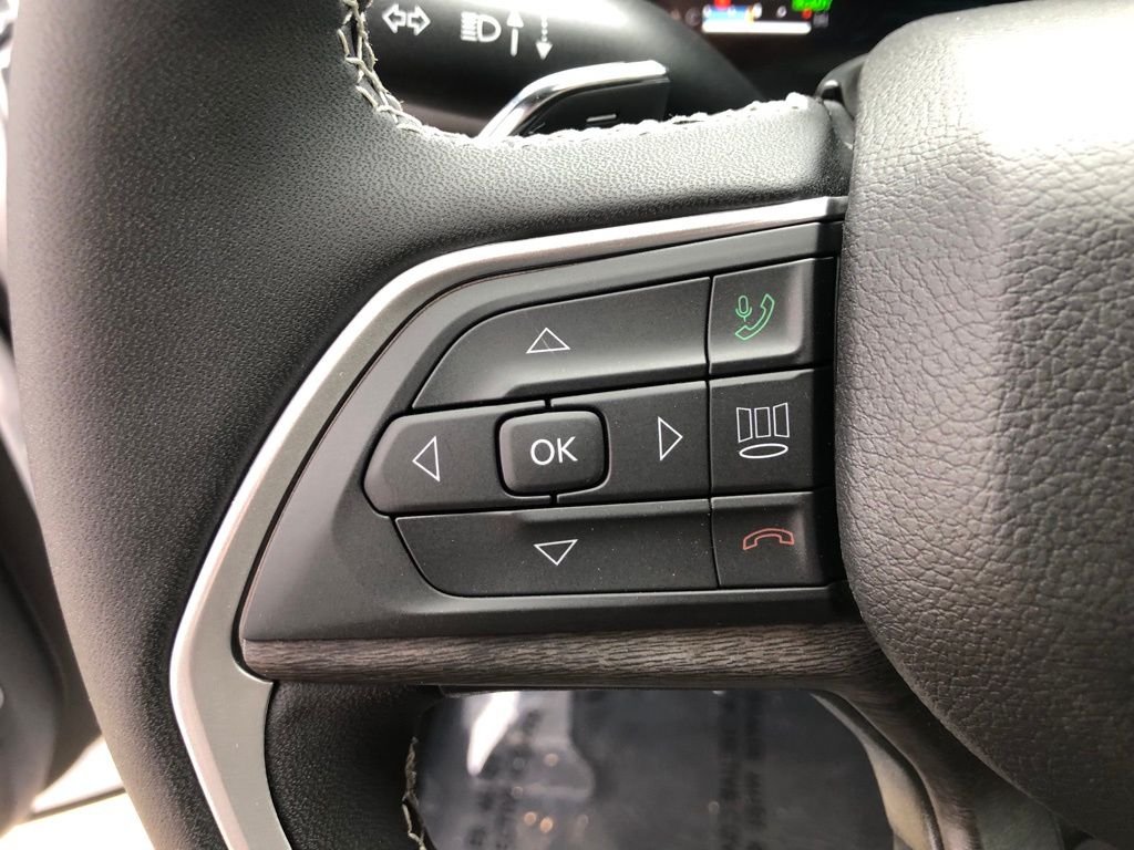 New 2024 Bright White Clearcoat Jeep 4xe image 15