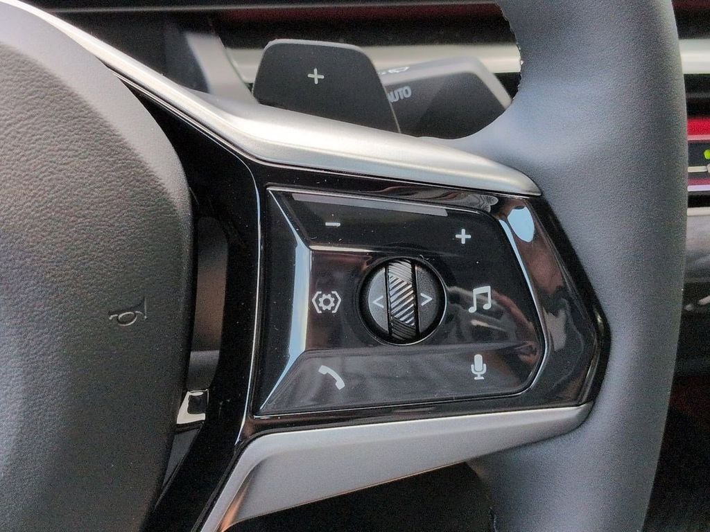 New 2027 Mineral White Metallic BMW 530i image 27
