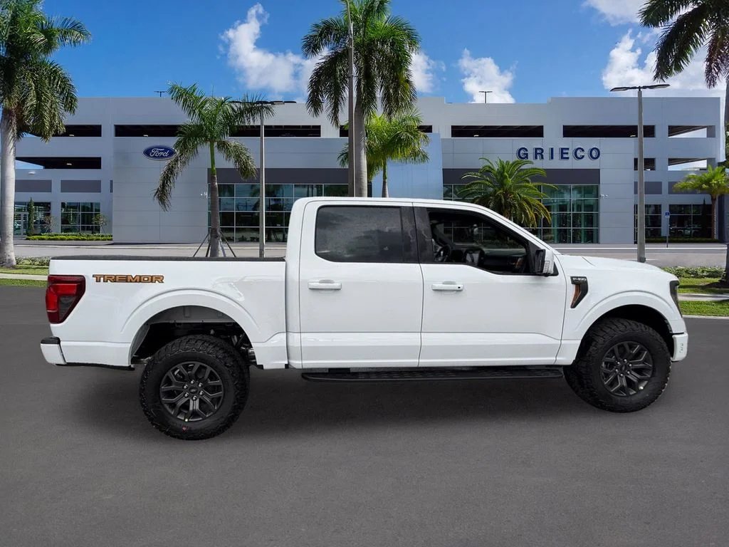 New 2026 Oxford White Ford Tremor® image 8