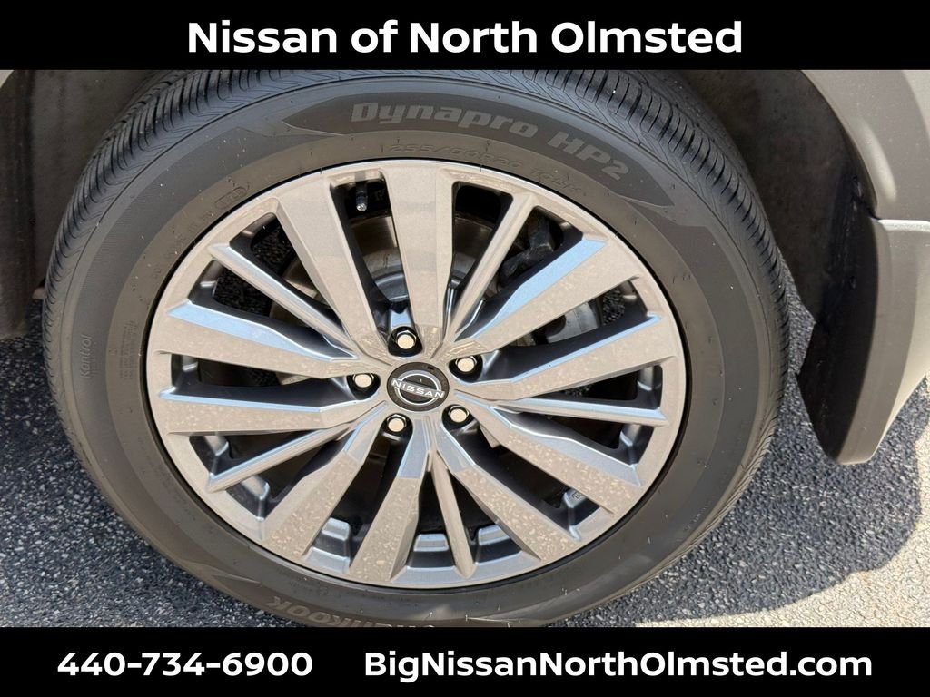 Certified Used 2023 Super Black Nissan SL image 30
