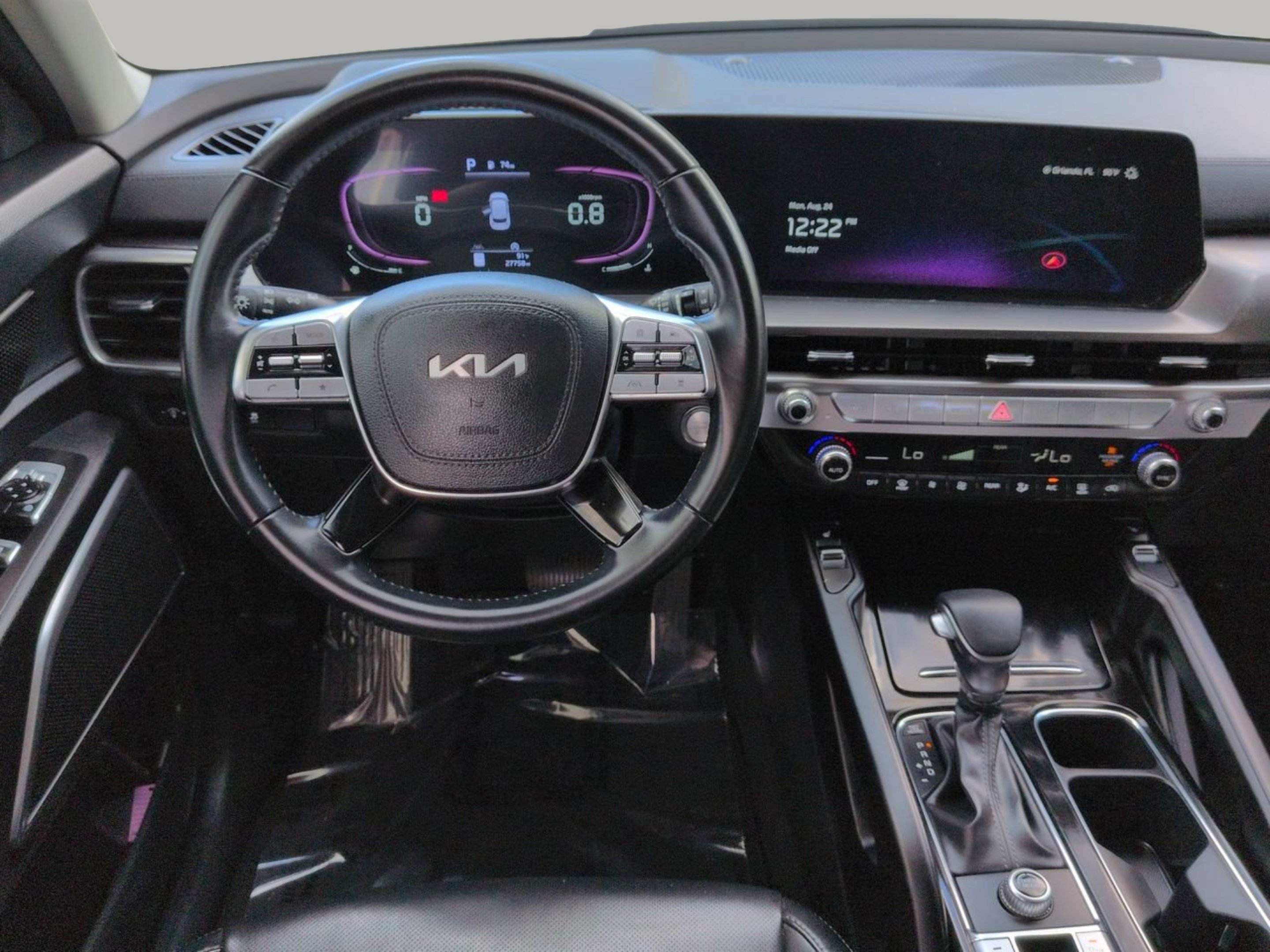 Certified Used 2024 Glacial White Pearl Kia S image 19