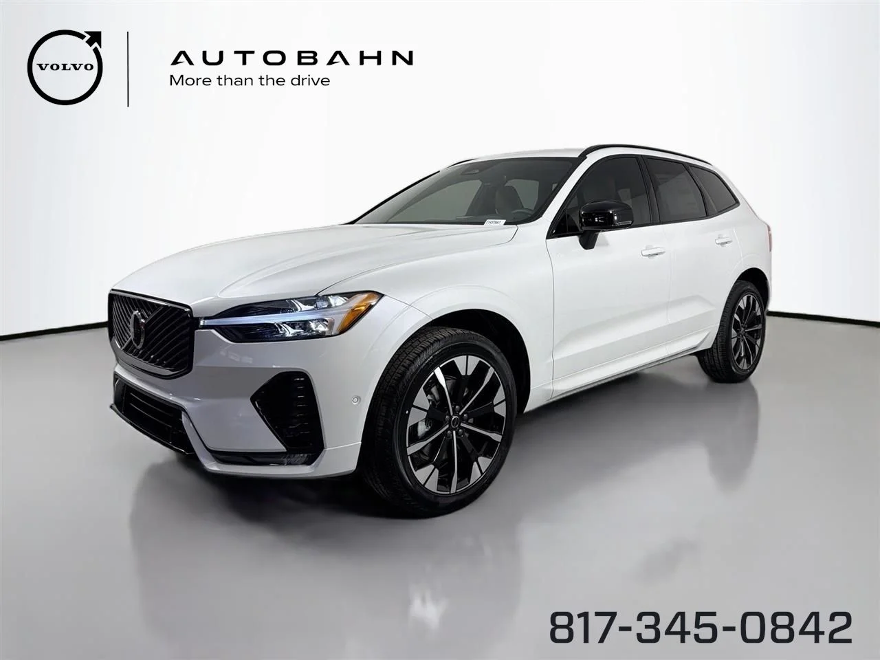 2026 Volvo XC60 B5 Plus Dark AWD's photo