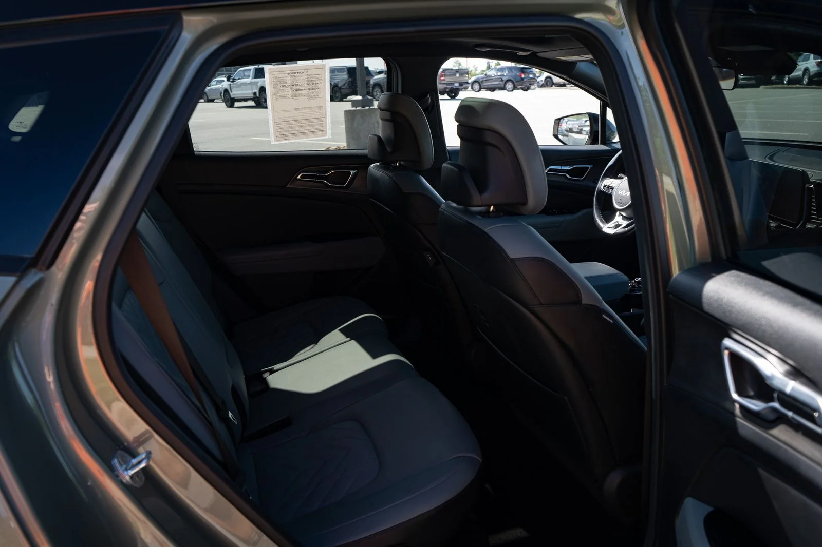 Used 2023 Green Kia X-Pro image 21