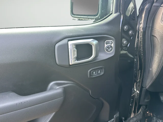New 2026 Black Clear-Coat Exterior Paint Jeep Sport S image 9