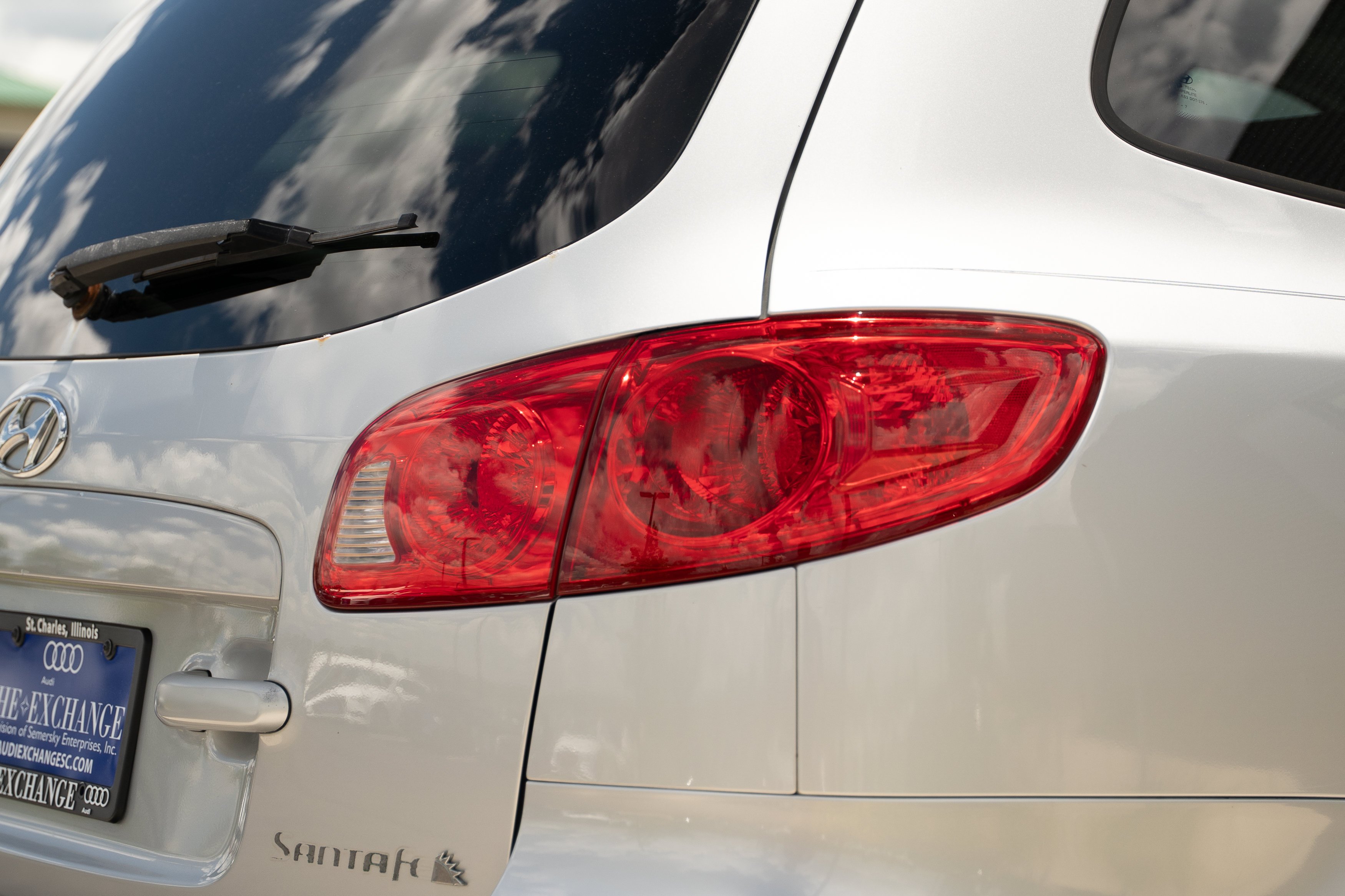 Used 2007 Bright Silver Hyundai SE image 27
