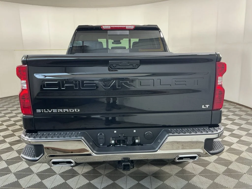 New 2026 Black Chevrolet LT image 7